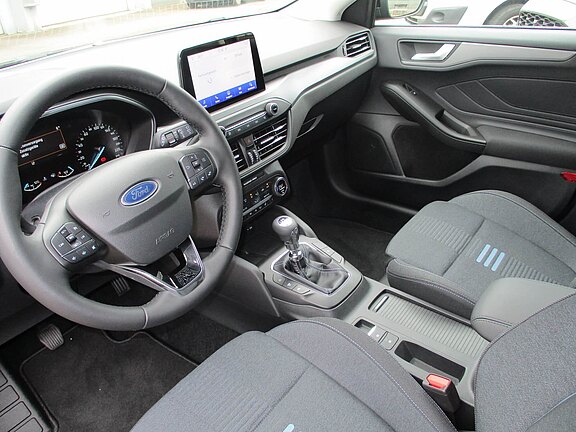 FORD_Focus_Active__3_.JPG 
